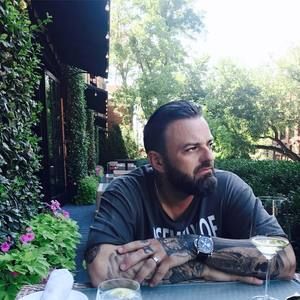 Meet your Posher, Alex